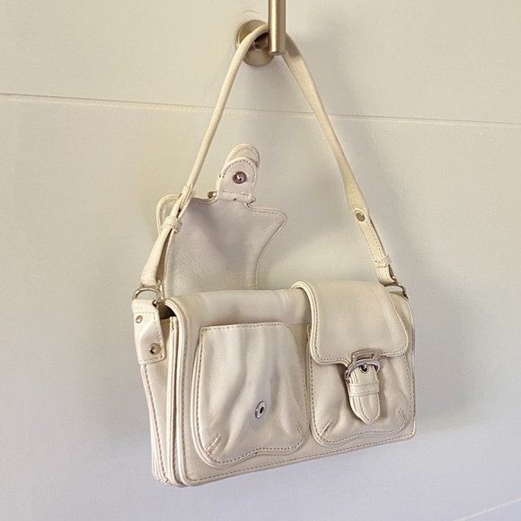 COLE HAAN Leather Baguette Purse LIKE NEW - Picture 5 of 9